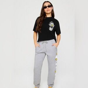 Fabletics Women’s Sweatpants Joggers Lounge Grey Athleisure Smily Face Happy Med